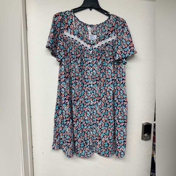 Adonna | Intimates & Sleepwear | Adonna Womens Short Sleeve Nightgown ...